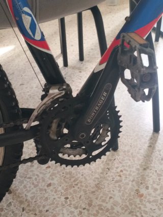 Bicicleta de montaña trek vendo por no uso