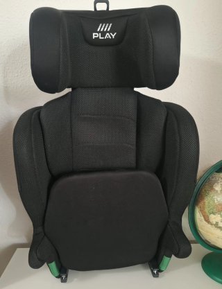 Silla para el coche ( COMO NUEVA )