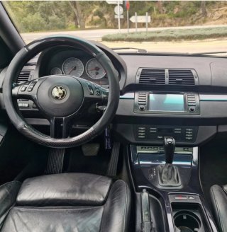 BMW X5 4.6is Nacional