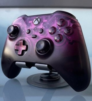 Xbox One S 1TB + Controller