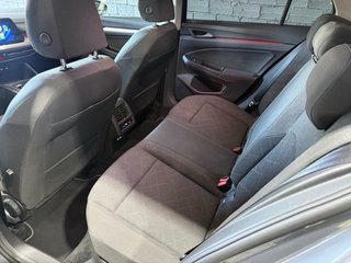 Volkswagen Golf 8 DSG eTSI 2021