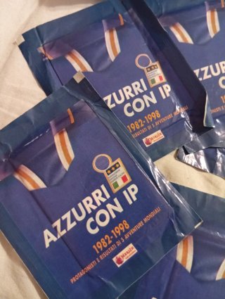 Figurine Azzurri con 10 Anni con l'Italia