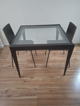 Mesa comedor extensible de cristal y metal