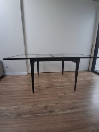 Mesa comedor extensible de cristal y metal