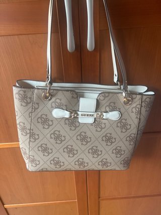 Bolso Guess Marrón Nuevo con Etiqueta