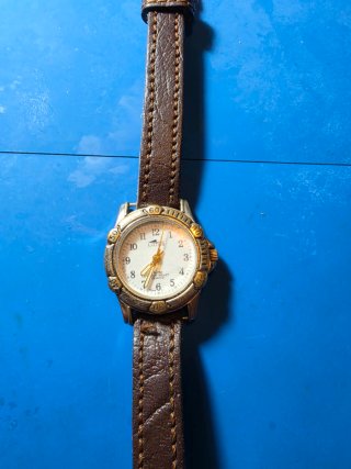 Reloj Lotus Mujer Dorado y Marrón
