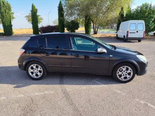 Opel Astra 2007
