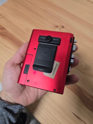 Walkman Sony WM-60 Rojo