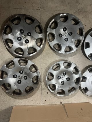 Juego 4 Tapacubos Peugeot 15 Originales