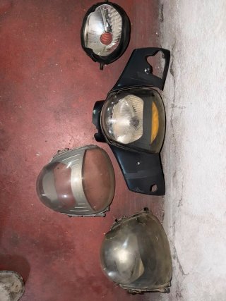 Cabezón y Faro Piaggio Zip