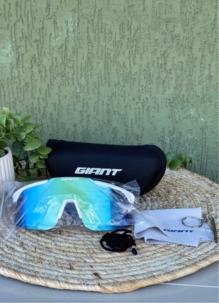 Occhiali ciclismo GIANT a specchio sport
