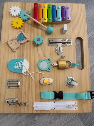 Panel sensorial madera infantil
