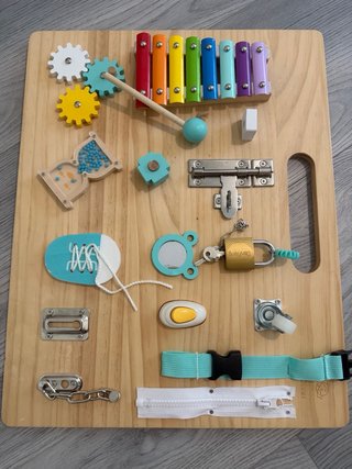 Panel sensorial madera infantil