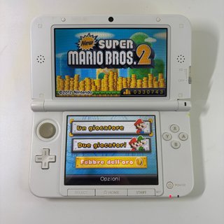 Nintendo 3DS XL Pikachu Edition