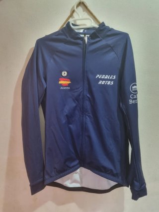 5 Maillots Ciclismo Pedales Rotos .