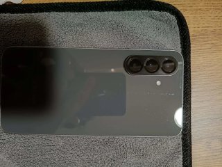 Samsung Galaxy A56 5G 8ram 128GB + Con sus accesor