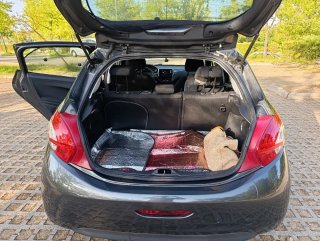 Peugeot 208 5P Allure EHDi 92 2015