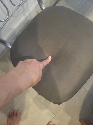 Juego de 4 sillas metálicas acolchadas