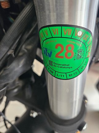Keeway RKF 125 negra ( pocos Kilometros)
