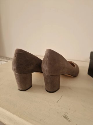 Zapatos de tacón grises Chiller