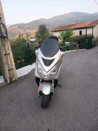 Daelim S2 250 Maxi Scooter 2005 Plata