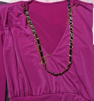 Vestito donna elegante con catena oro