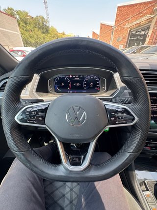 Volkswagen Tiguan R-Line 1.5TSi 150cv DSG