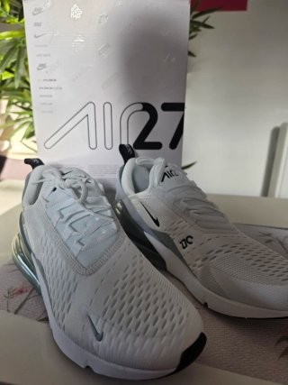 Nike Air Max 270 Blancas Talla 42 Originales