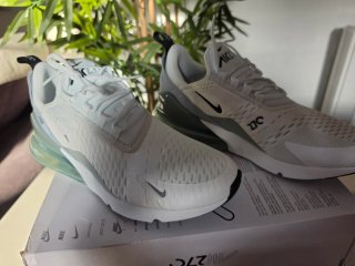 Nike Air Max 270 Blancas Talla 42 Originales