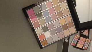 Set de maquillaje con espejo