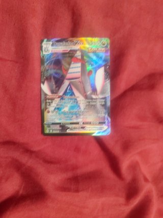 Carta Pokémon Mew VMAX 380 HP
