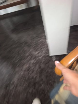 Sedia a Dondolo in Legno e Tessuto Blu