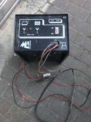 Cargador de Batería 12V 15A