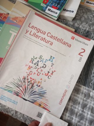 Libros 2 Eso IES Trinidad Arroyo