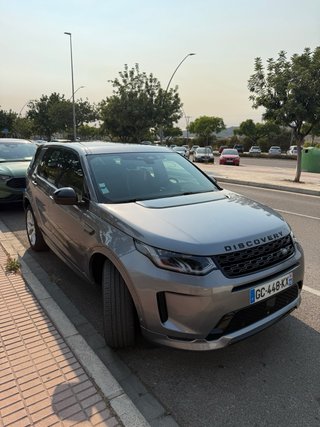 Land Rover Discovery Sport 2021