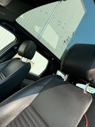 Land Rover Discovery Sport 2021