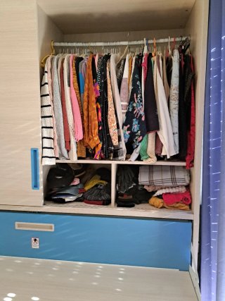 Cama abatible de 90cm con mueble y librería