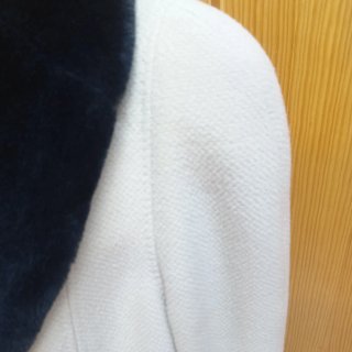 Abrigo Toypes Beige con Cuello Piel Sintética