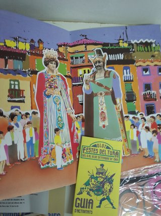 6 Revistas Festes del Tura Antiguas