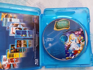 Alicia en el pais maravillas bluray