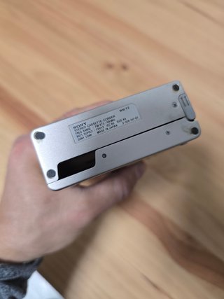 Walkman Sony F2 Plata
