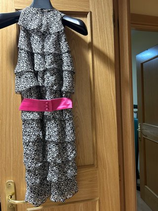 Vestido midi fiesta volantes floral