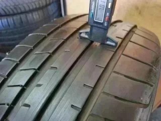 245 40 R19 98Y RF Goodyear - 1 neumático +90%