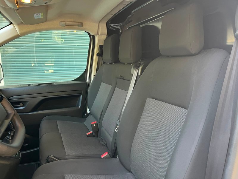 Opel Vivaro 2025, foto 11