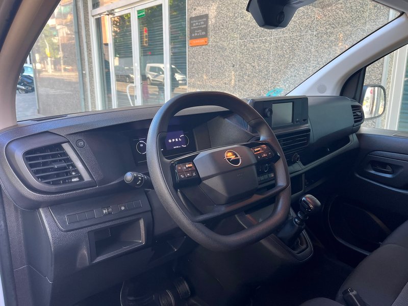 Opel Vivaro 2025, foto 12