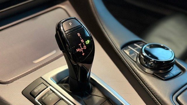 BMW Serie 6 2018, foto 30