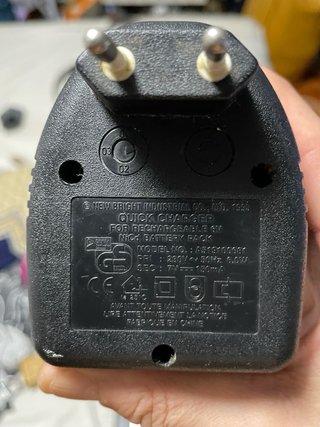Cargador y Batería 6.0V New Bright RC