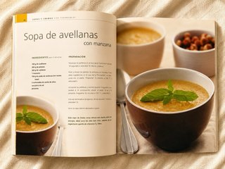 Libro Sopas y Cremas con Thermomix Susaeta