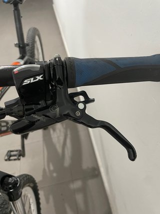 Bicicleta MTB 26 cambio y frenos cambiados