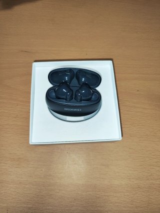 Huawei FreeBuds 6i Negros
